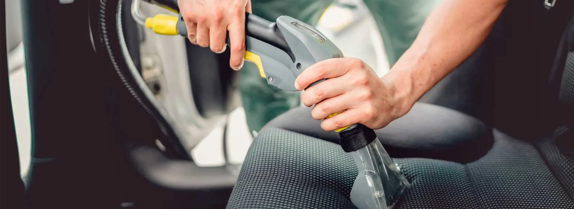 Aprende a mantener tu auto limpio y ordenado