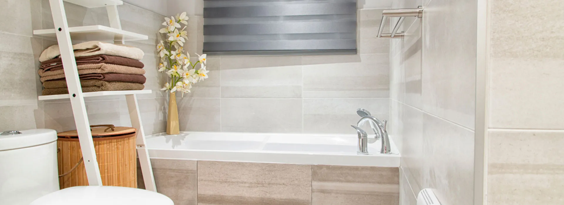 Organiza el baño de tu casa y ahorra espacios
